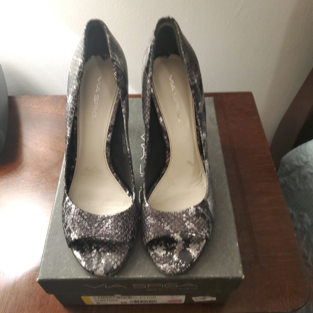 Via Spiga pumps